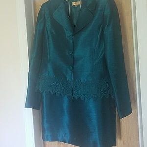 Women's Kasper Dress suit.